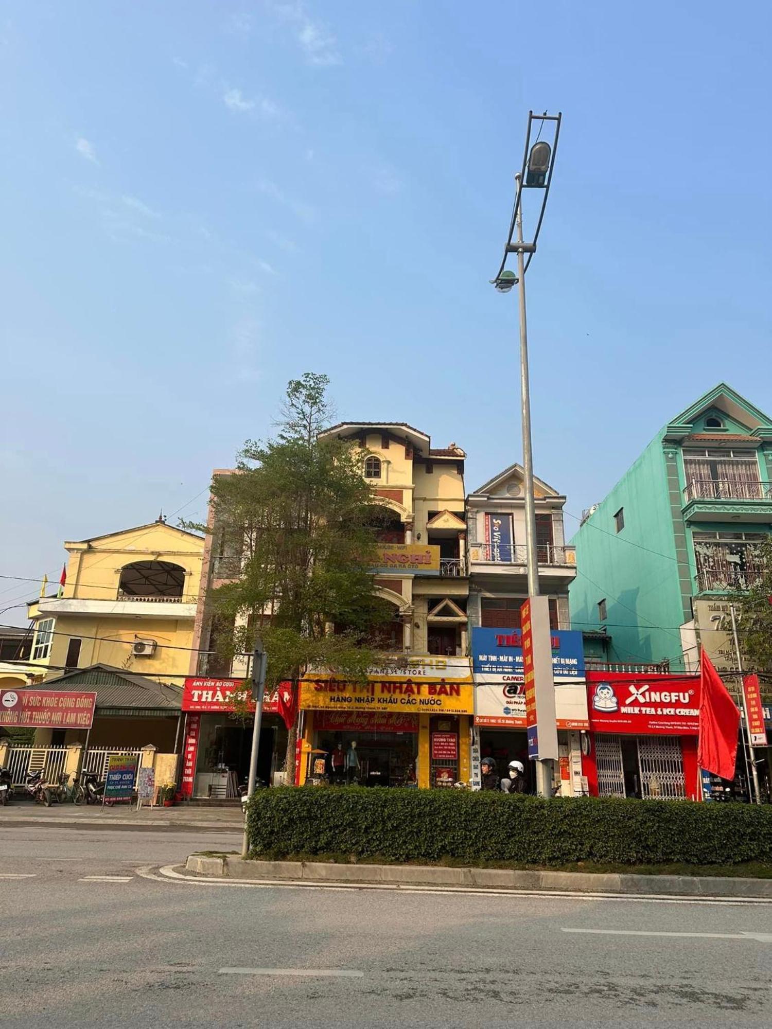 Huong Thao Hostel & Tours Diện Biên Phủ Esterno foto