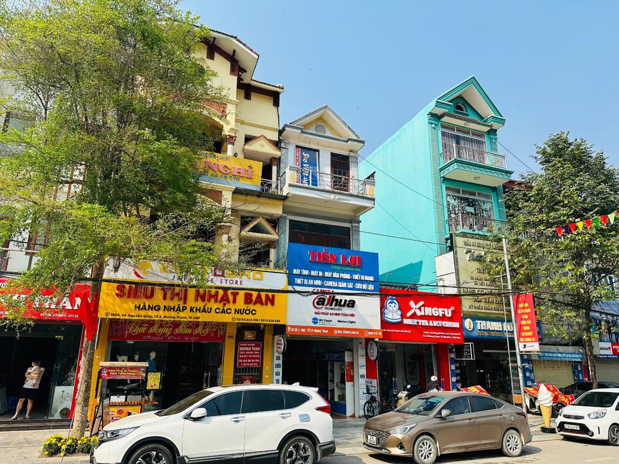 Huong Thao Hostel & Tours Diện Biên Phủ Esterno foto